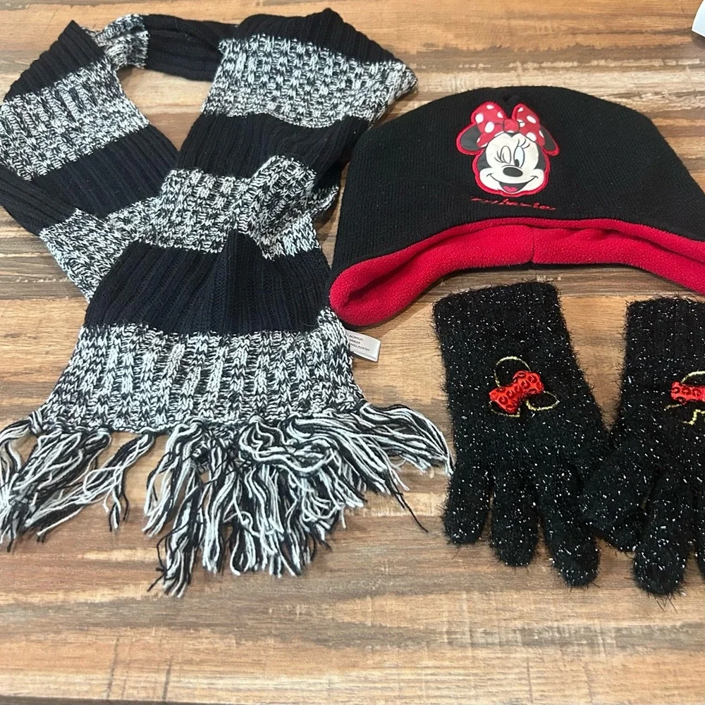 Kids Black and White Minnie Mouse Winter Set